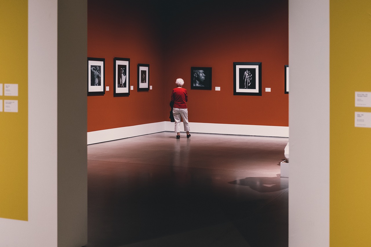 红狮集团上市之路，探索突破，展望未来