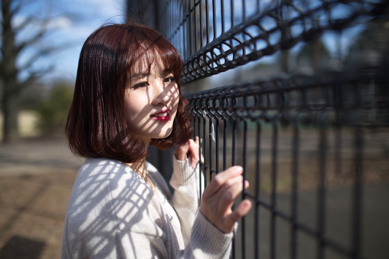 电影漂亮的女教师，教育之光与人性之美的展现