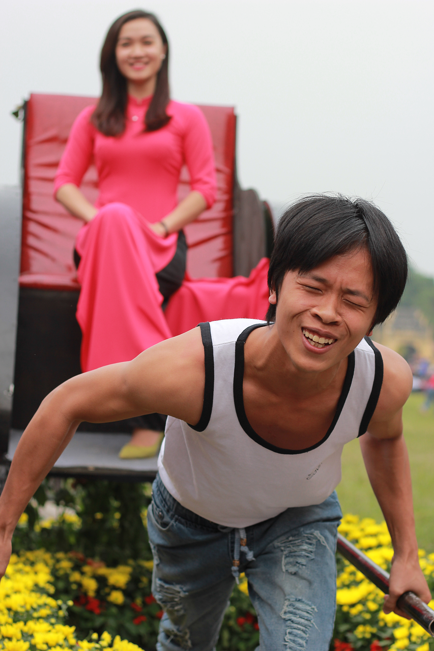 女演员洗脚背后的故事与深意探究